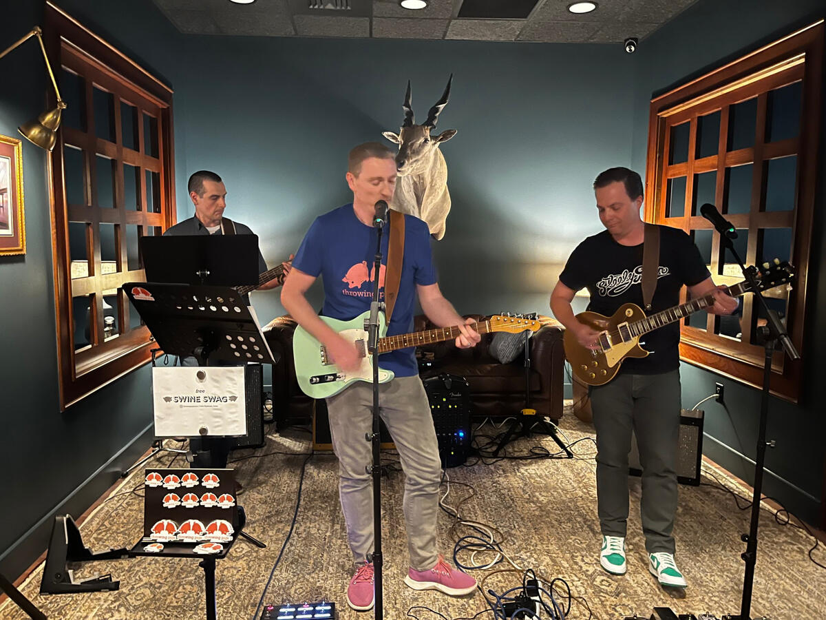 Throwing Pigs @ The Jackson